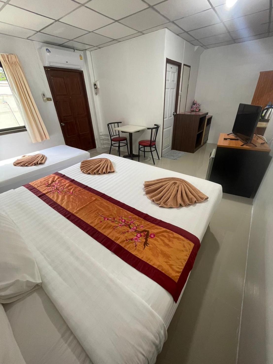 JJ Guesthouse Karon Eksteriør billede