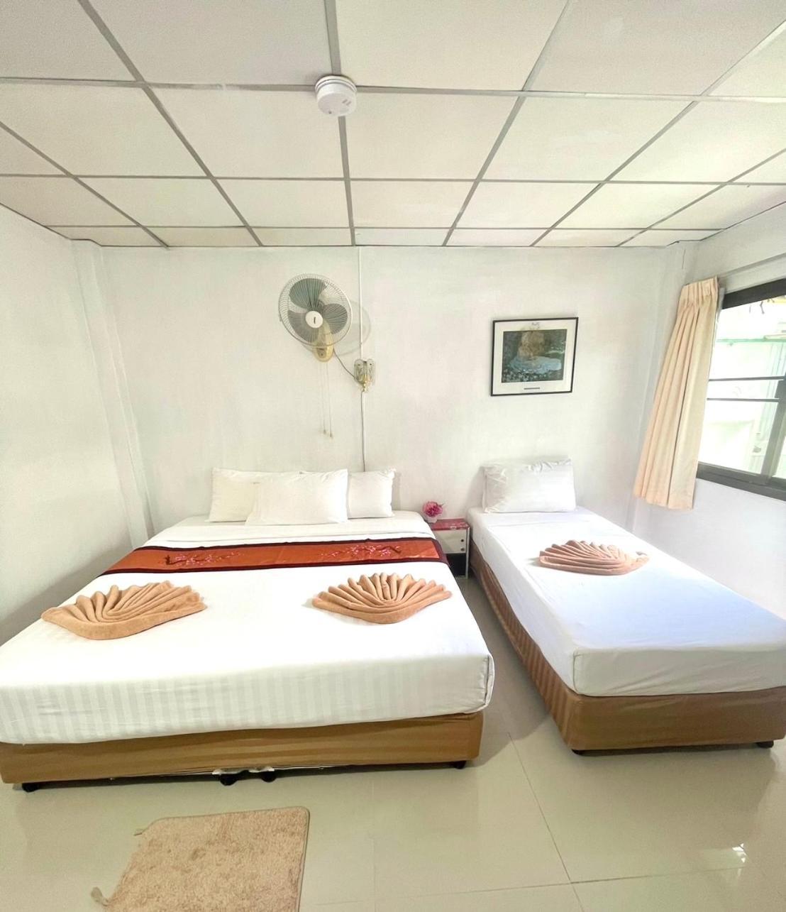 JJ Guesthouse Karon Eksteriør billede